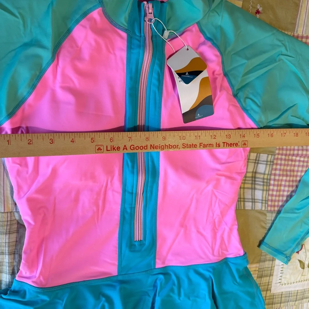 Girls Size M Teal, blue and pink‎ Swimwear One piece with shorts NEW